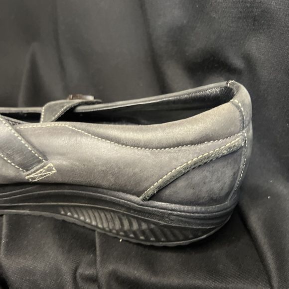 Skechers Shape Ups Sz 10 Gray-Black Suede Leather Embroidered Mary Jane Shoe 99Q - Picture 15 of 16